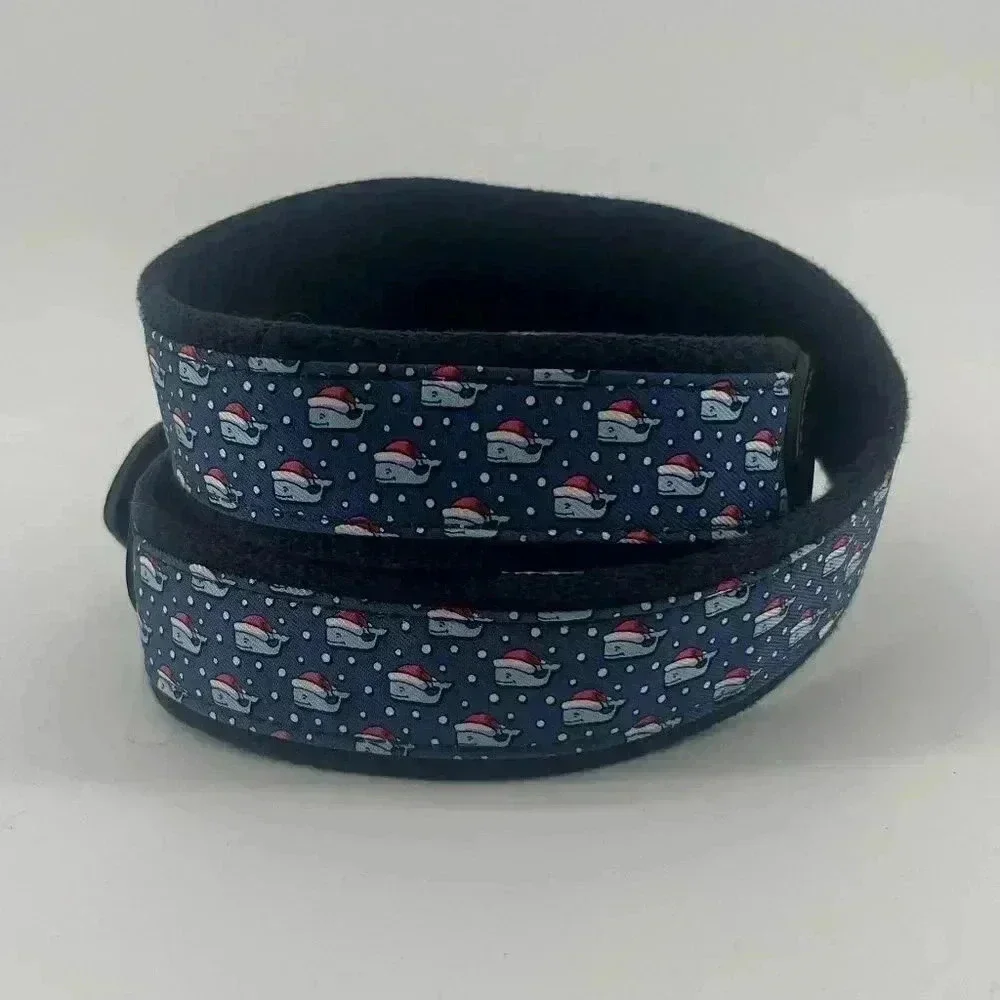Vineyard Vines canvas/leather Santa whale belt